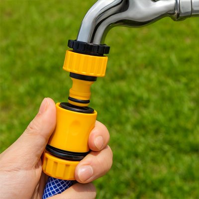  Clipsage  adaptateur robinet  pour connexion 